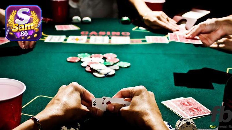 Bí quyết chơi Poker là lựa chọn hand khởi đầu và vị trí chơi.